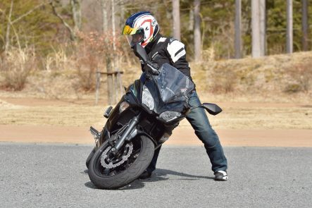 2018年モデル Ninja 650(EX650KJFA) 引き起こし