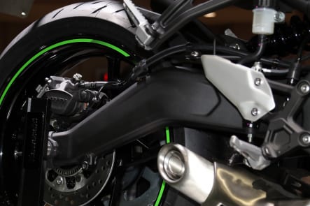 東京モーターショー2019 Ninja ZX-25R スイングアーム