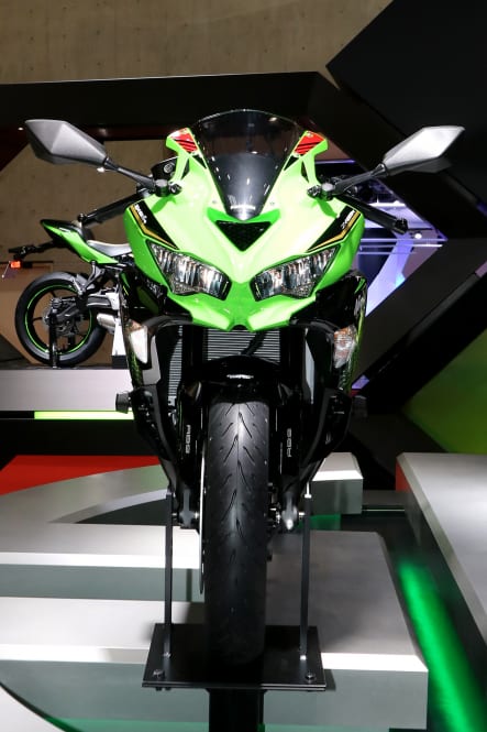 東京モーターショー2019 Ninja ZX-25R 正面