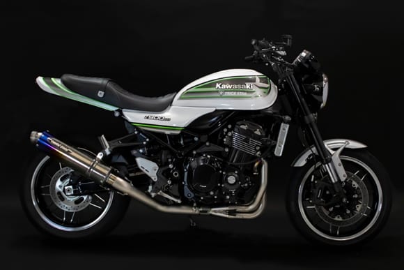 Z900RS(18-) レーシングフルエキゾーストマフラー115×400焼きチタンGP