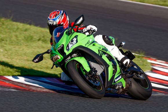 2019年モデルは正常進化を超えた革新的メジャーチェンジ／Ninja ZX-10RR(2019)