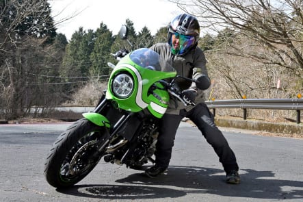 2019年モデル Z900RS CAFE(ZR900EKF) 引き起こし