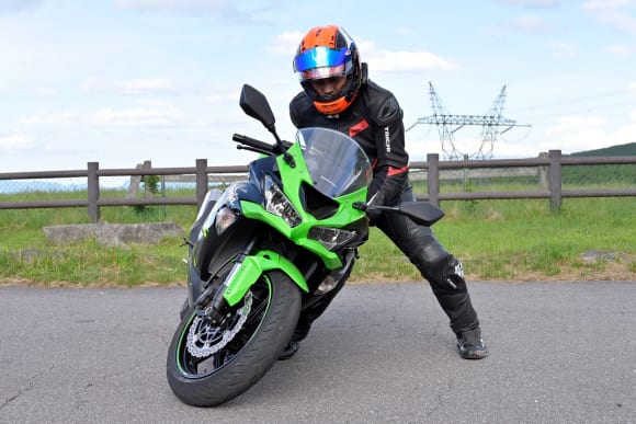 Ninja ZX-6Rインプレッション 引き起こし