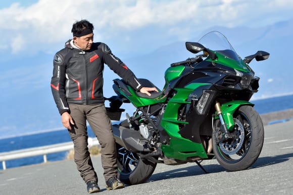 2018年モデル Ninja H2 SX SE(ZX1002BJF) スタイル