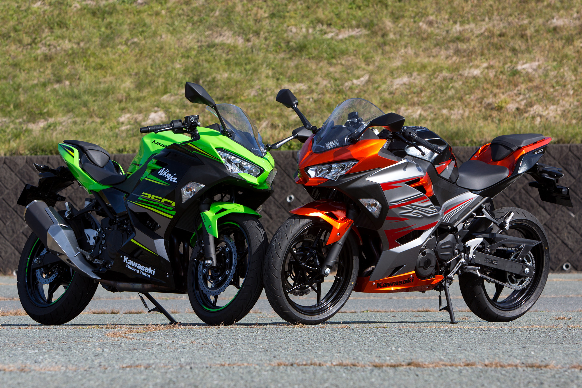 Ninja 250&Ninja 400のメカニズムを解説。新設計エンジンで ...