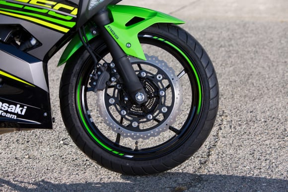 Ninja 250フロントまわり