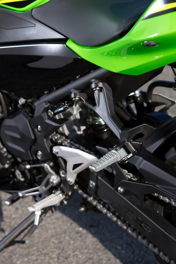 Ninja 250ステップ