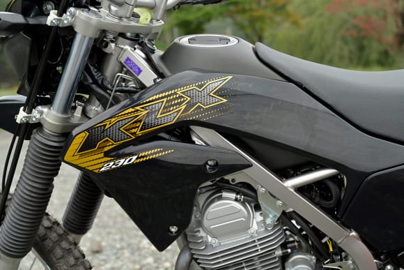 KLX230 シュラウド