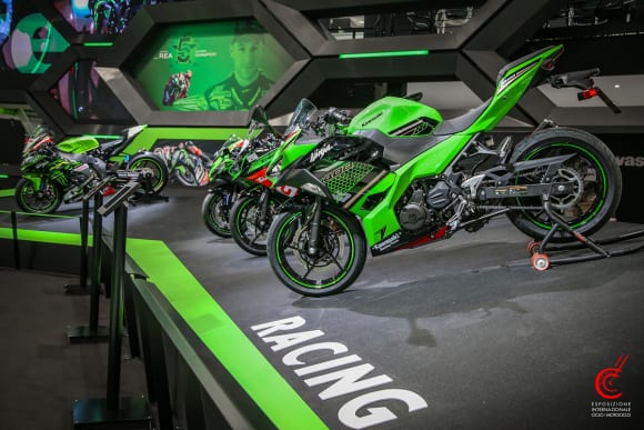 Ninja ZX-25R EICMA2019カワサキブース