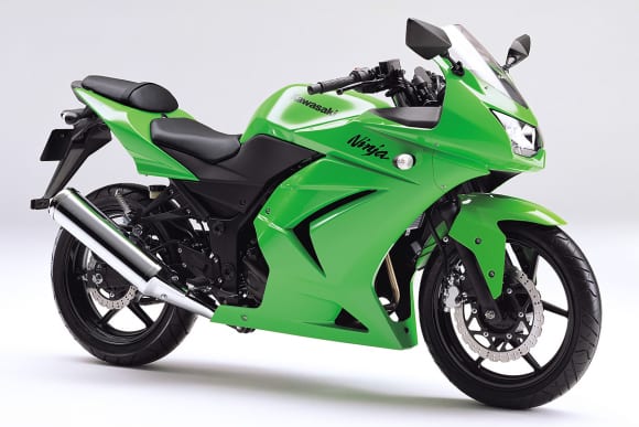 2008年モデル Ninja 250R(EX250K8F) ライムグリーン