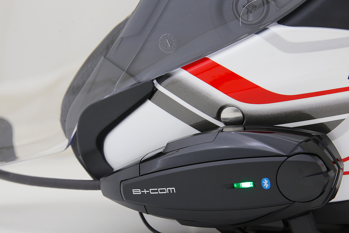 サインハウスのバイク用インカムに、次世代スタンダード機「B+COM ONE」が登場！ | 製品紹介 | カワサキイチバン