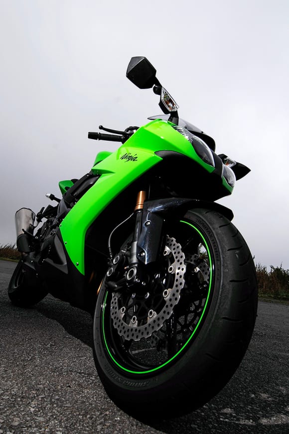 2008年モデル Ninja ZX-10R(ZX1000E) インプレッション