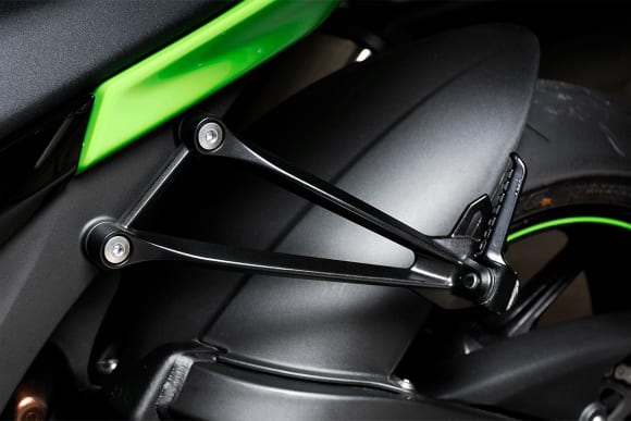 2008年モデル Ninja ZX-10R(ZX1000E) タンデムステップ