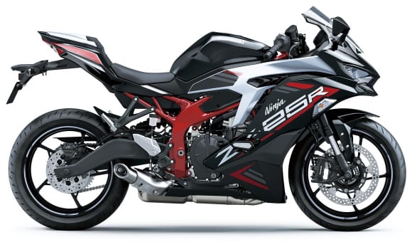 2021年モデル Ninja ZX-25R SE(21ZX250G)