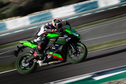 2021年モデル Ninja ZX-25R SE KRT EDITION(21ZX250G)