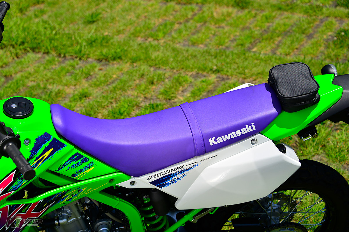 KLX250 純正 ファイナルエディション スタンド