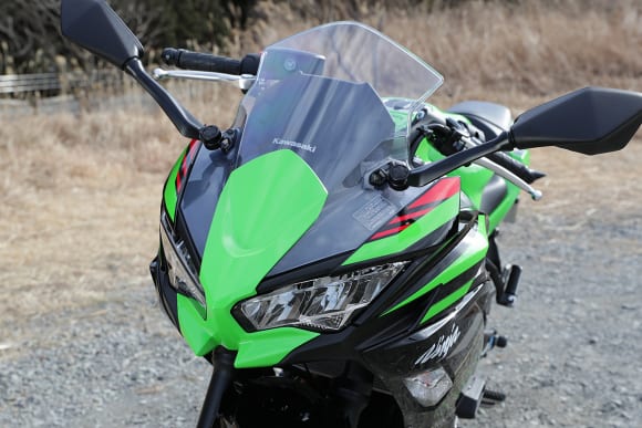 2020年モデル Ninja 650 アッパーカウル