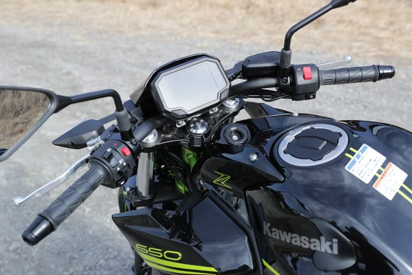 2020年モデル Z650 ハンドル・メーター