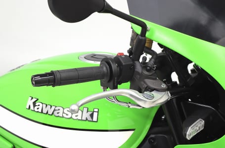 アクティブ Z900RS CAFE 18-19用スロットルキットTYPE-1/2/3