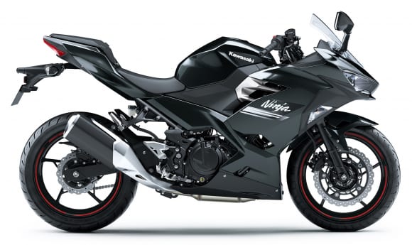 2021年モデル Ninja 250