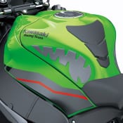 2021年モデル Ninja ZX-10R タンクパッド(オプション)