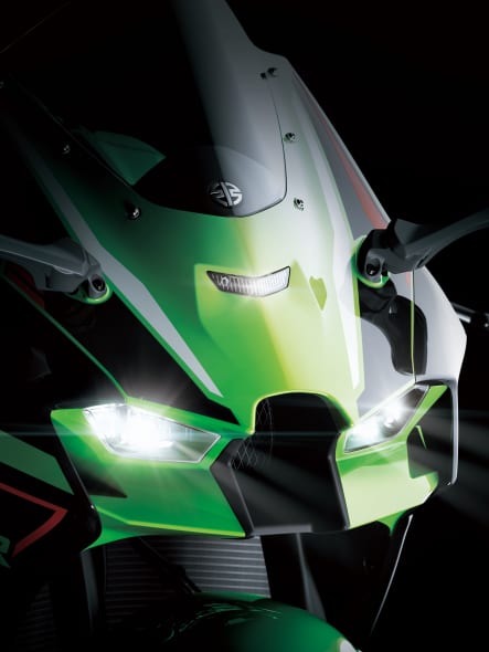 2021年モデル Ninja ZX-10R LEDヘッドライト