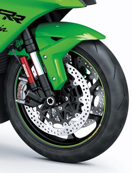 2021年モデル Ninja ZX-10RR フロントブレーキ