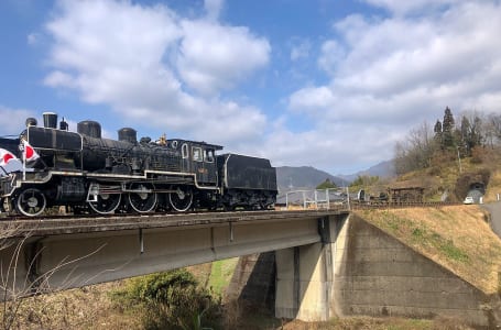 トンネルの駅