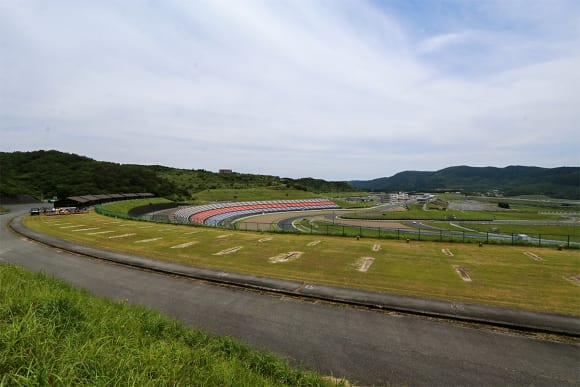 オートポリスのキャンプ場