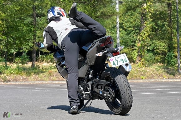 Ninja 250(2019)インプレッション 乗り降り