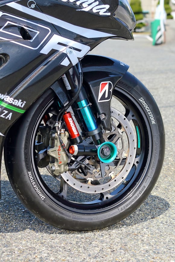 EWC：Ninja ZX-10RR(2020) フロントフォーク