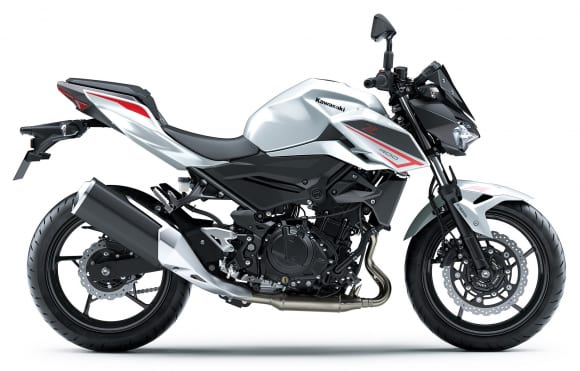 2022年モデル Z400