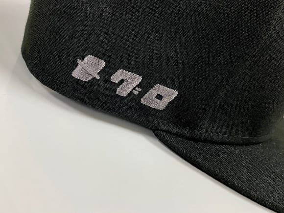 カワサキ｜NEWERA® メグロエンブレムキャップ メグロの刺繍