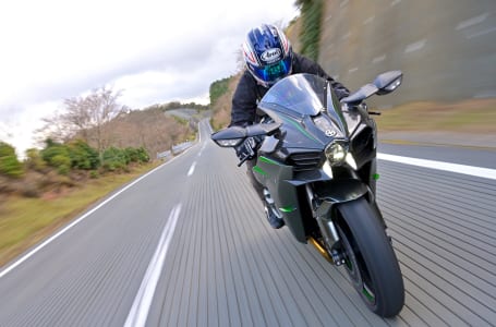 Ninja H2 Carbon(2019)インプレッション