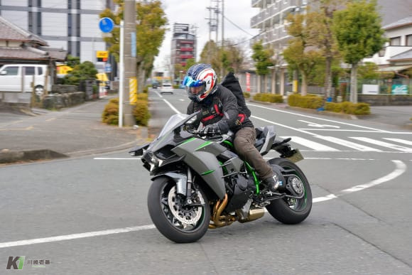 Ninja H2 Carbon(2019)インプレッション