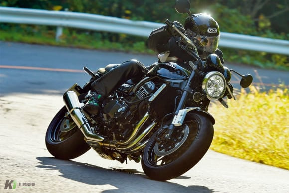 Z900RS ワインディング走行