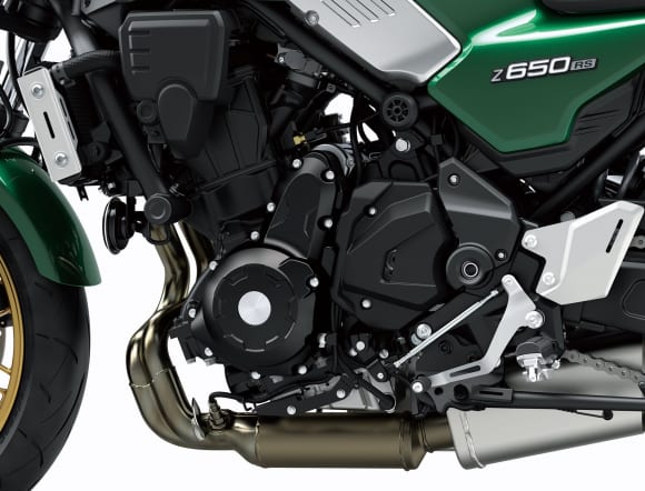 2022年モデル Z650RS エンジン左