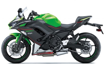 2022年モデル カワサキ Ninja 650 KRT EDITION 左サイドビュー