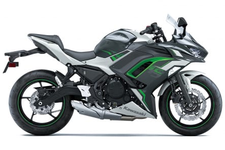 2022年モデル カワサキ Ninja 650 右サイドビュー