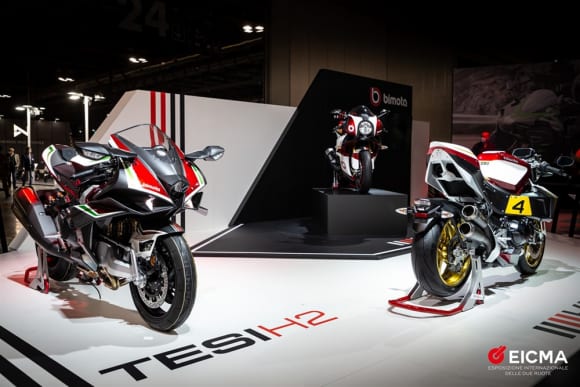 EICMA2021でビモータはカワサキ製1,043㏄エンジン搭載のKB4とKB4RCを発表