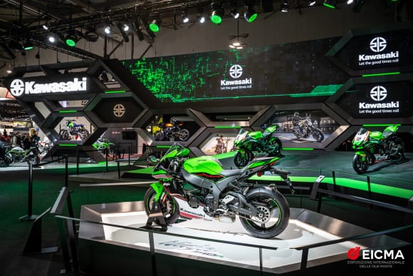 EICMA2021 カワサキブース ZX-10R