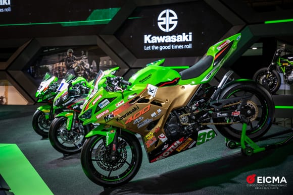 EICMA2021 カワサキブース ZX-10R