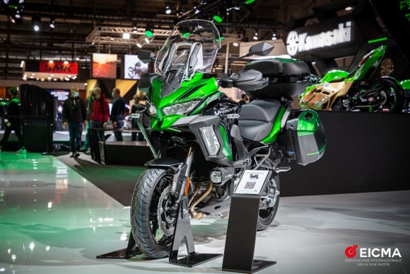 EICMA2021 カワサキブース VERSYS1000SE