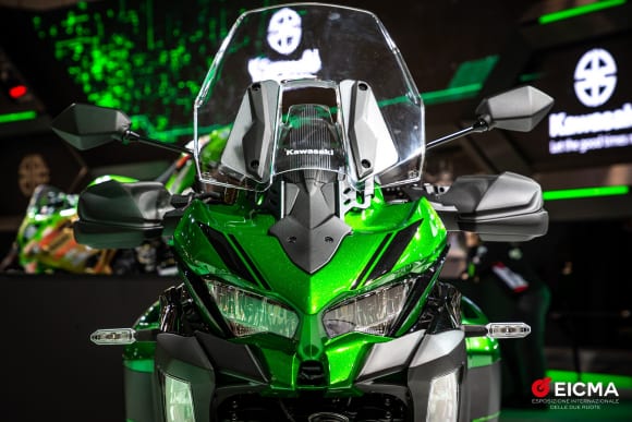 EICMA2021 カワサキブース VERSYS1000SE