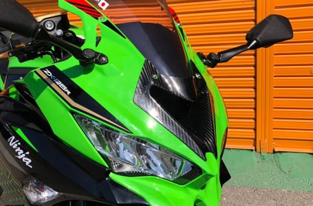 A-TECH 2020- Ninja ZX-25R フロントダクトカバー装着車両