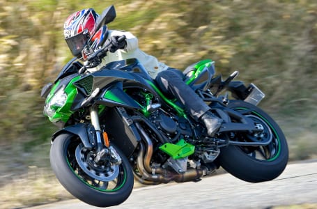 Kawasaki Z H2 SE（2021年モデル）走行