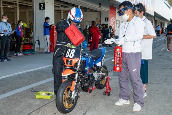 鈴鹿Mini-Moto4時間耐久ロードレース