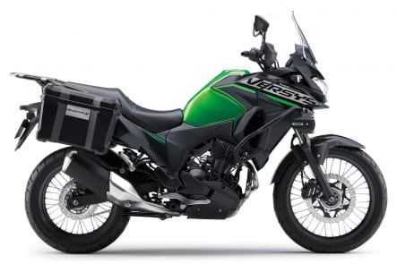 カワサキ 2022年モデル VERSYS-X 250 TOURER（キャンディライムグリーン×メタリックフラットスパークブラック）右サイドビュー