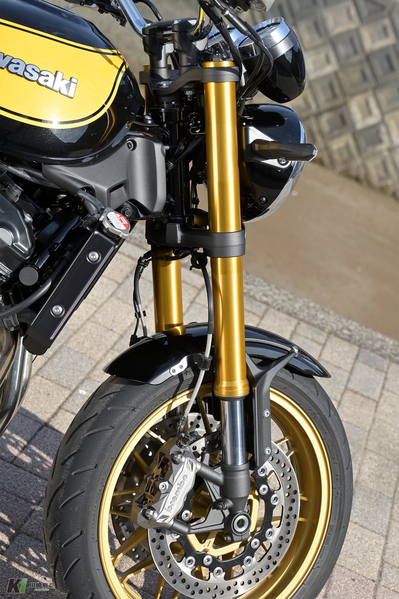 未開封!Z900RS SE用フロントフォークアウターチューブ&シール セット 未開封!Z900RS SE用フロントフォークアウターチューブ&シール セット