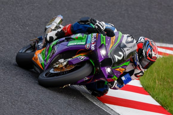 2022年8月7日 鈴鹿8耐 決勝 EVA RT 01 Webike TRICKSTAR Kawasaki